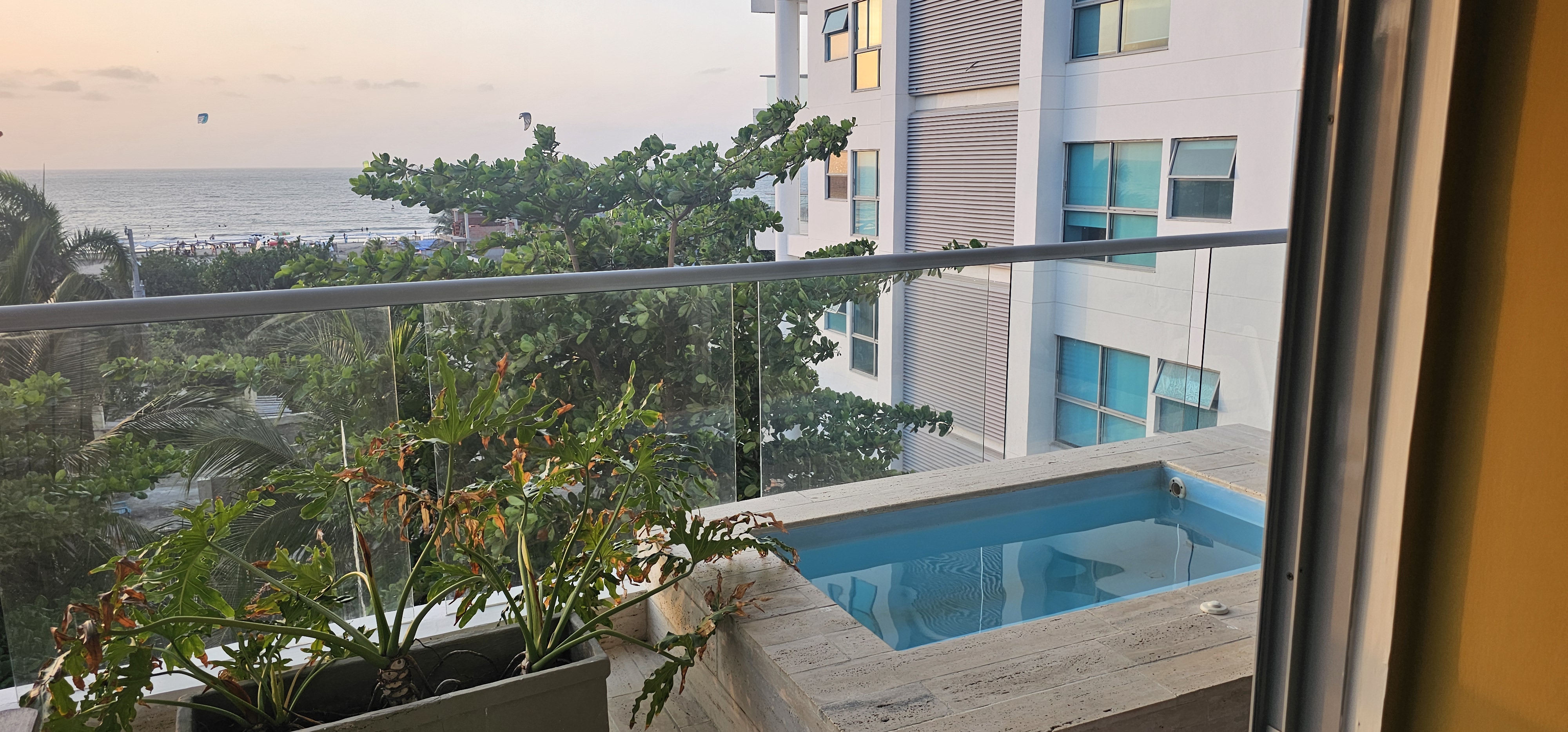 APARTAMENTO SONESTA 3 HABITACIONES Y JACUZZI EN BALCON